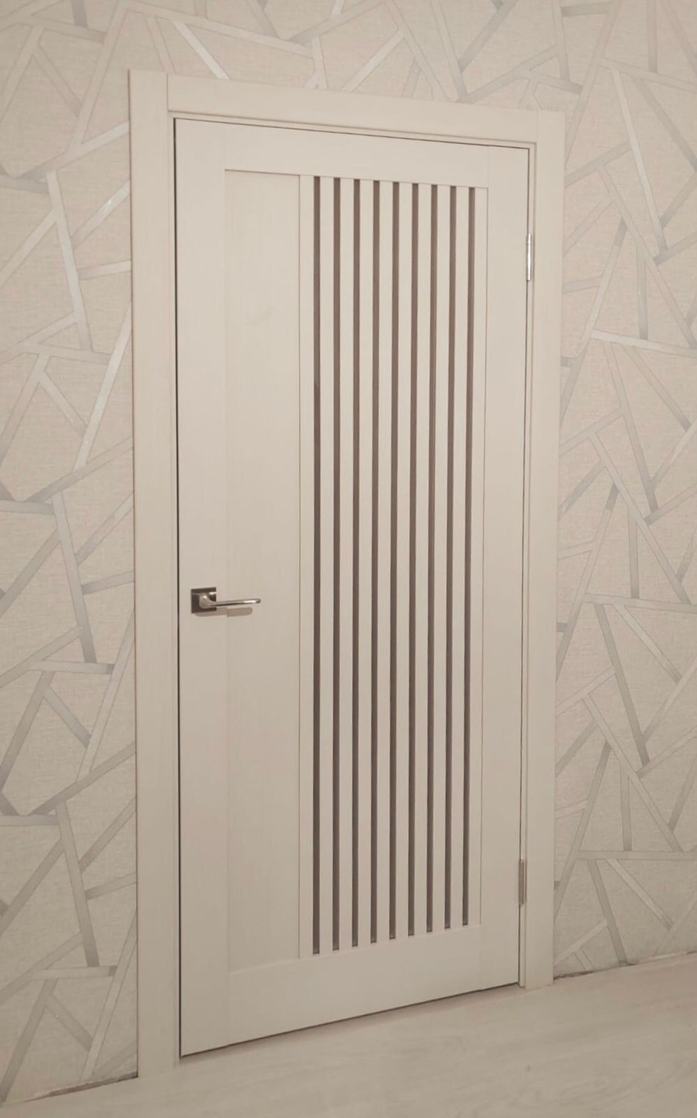 Дверь Эко 554.12 ясень светлый 4